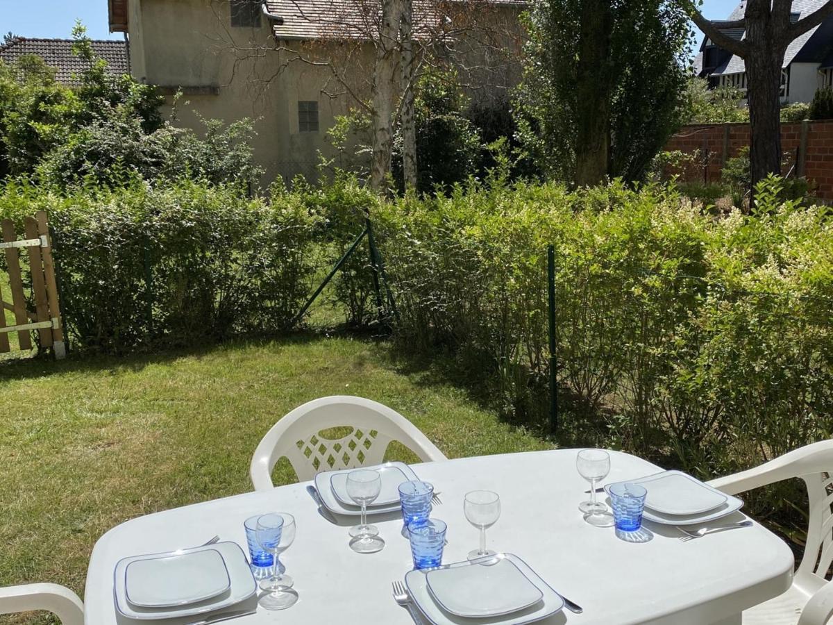 Cabourg : Studio Rez-De-Jardin Proche Plage, Animaux Acceptes, Tv, Wi-Fi Optionnel - Fr-1-487-331 Exteriér fotografie